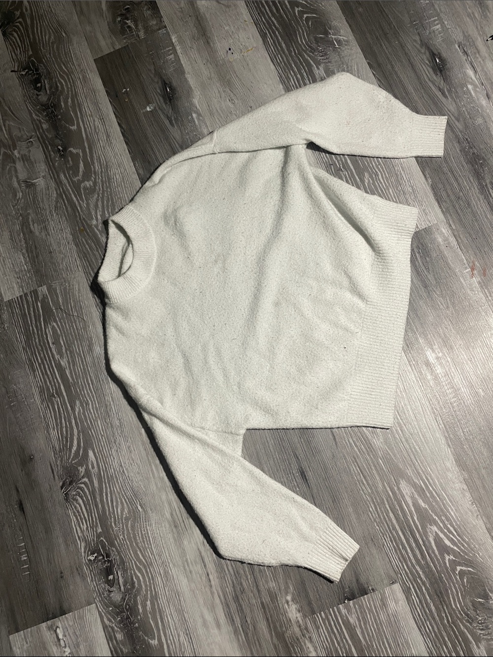 White batwing light sweater y2k